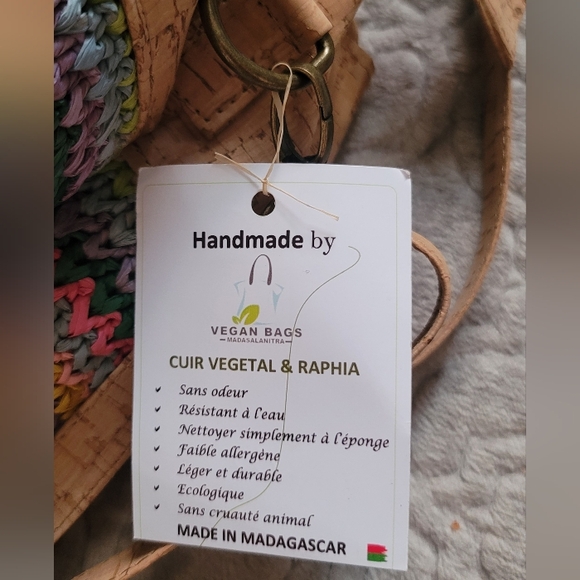 Vegan cork and raphia shoulder purse - Picture 12 of 14